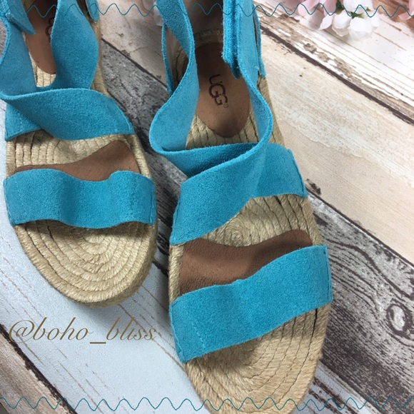 ⭐️UGG | Teal Suede Strappy Flat Sandal NEW - Picture 4 of 7